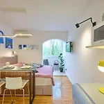 Studio Combo Split