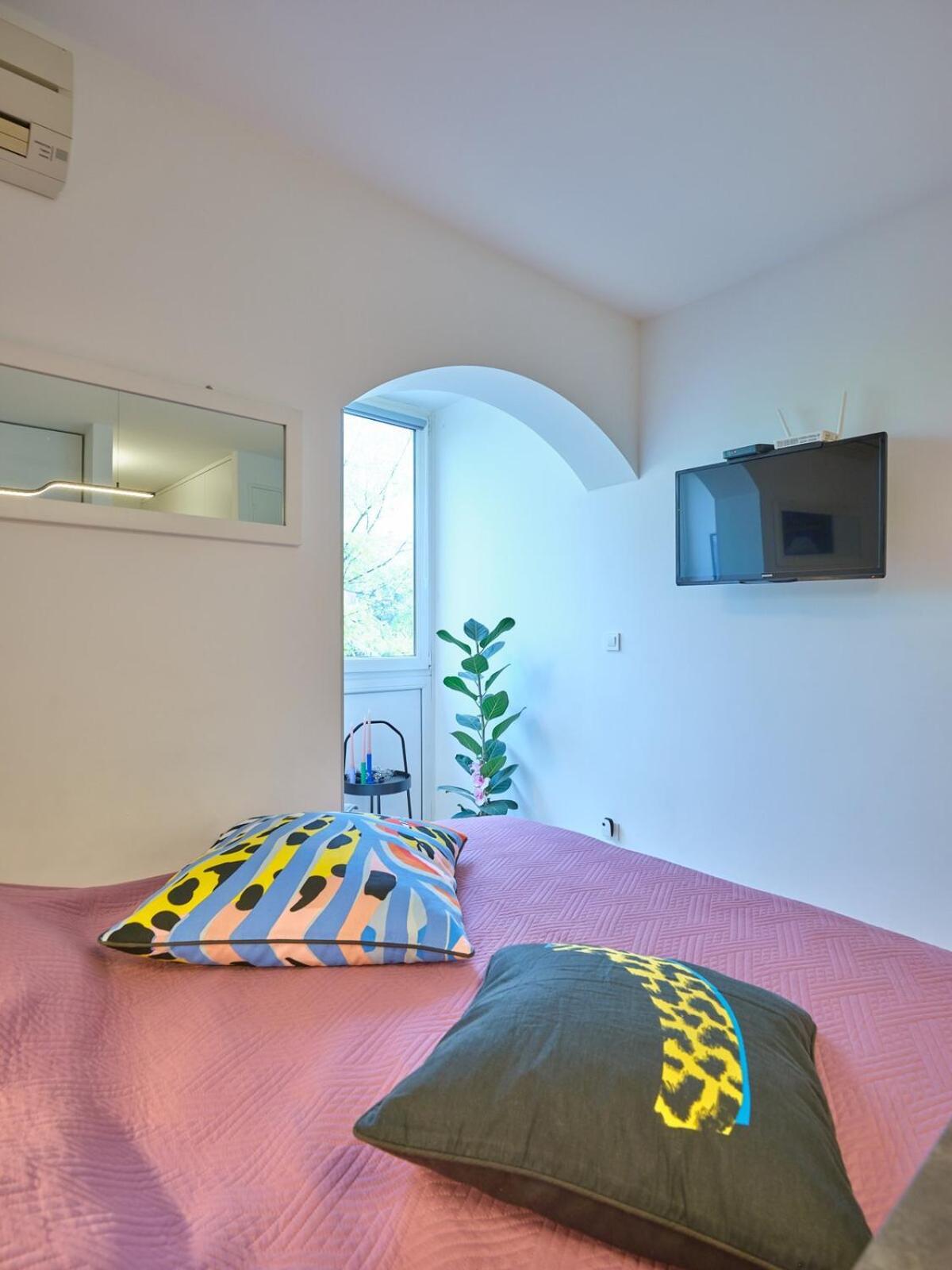Apartment Combo